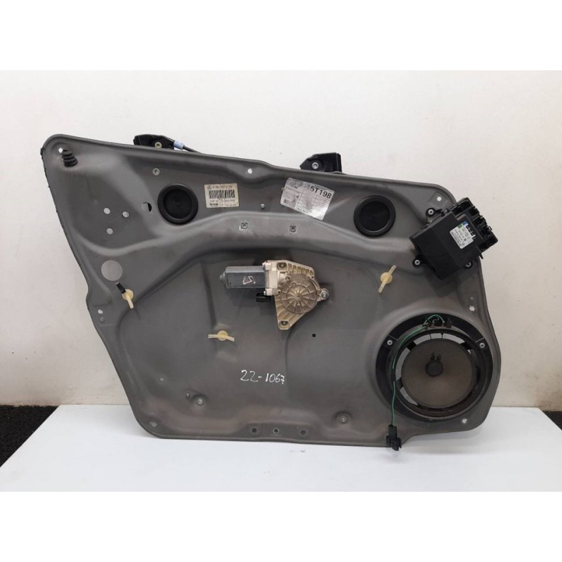 Recambio de elevalunas delantero izquierdo para mercedes-benz clase a (w169) a 180 cdi (169.007) referencia OEM IAM A1697202779 