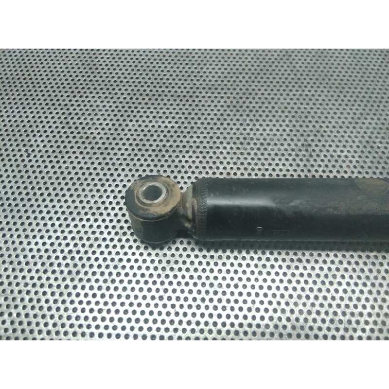 Recambio de amortiguador trasero derecho para ford focus berlina (cap) sport referencia OEM IAM 3