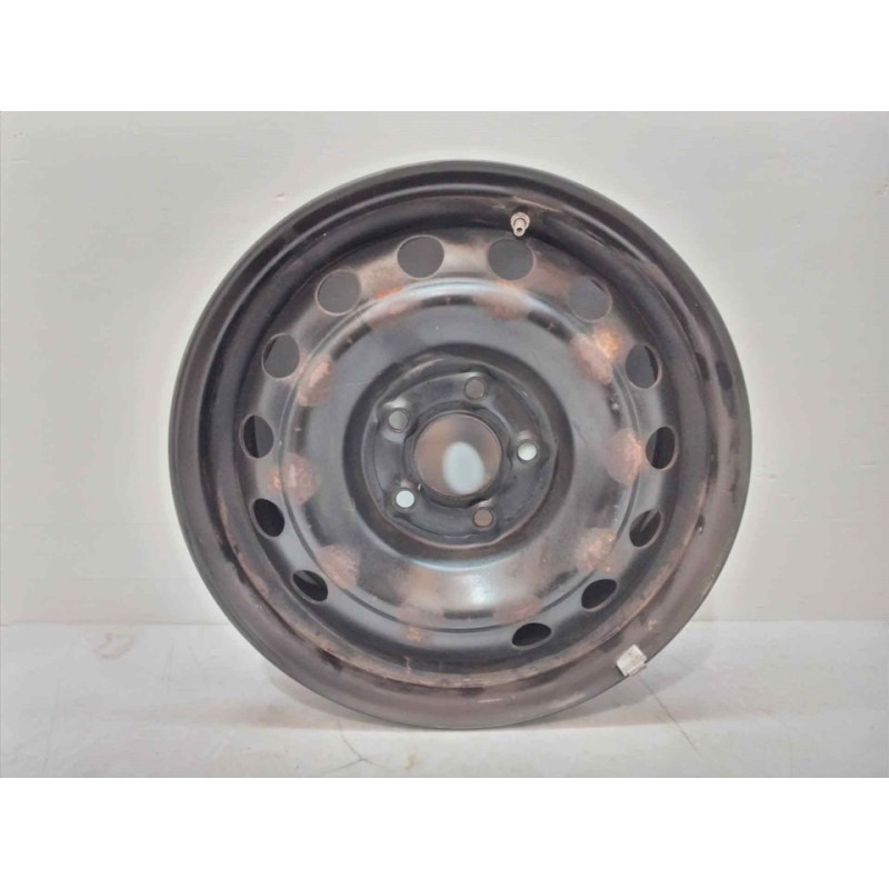 Recambio de llanta para kia carens ( ) drive referencia OEM IAM 52910A40  
