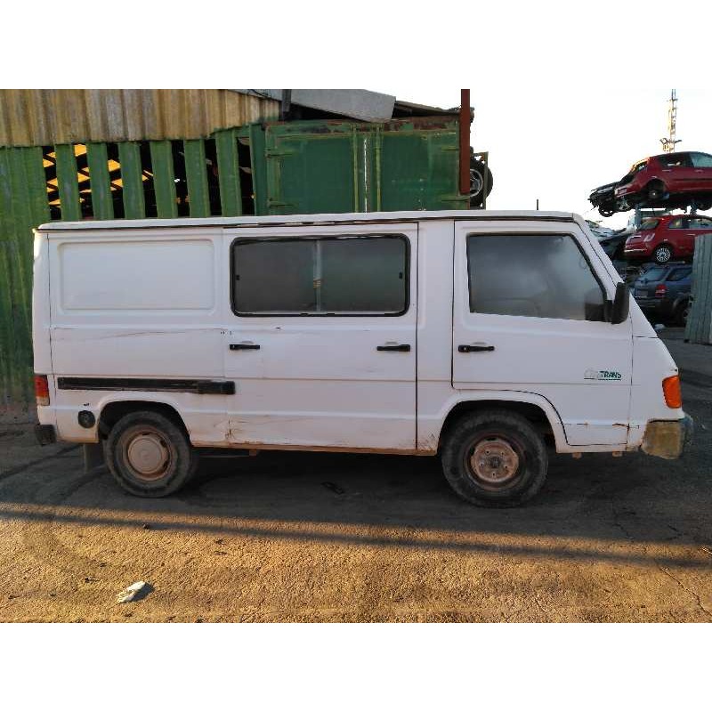 mercedes-benz mb 100 d caja cerrada / combi del año 1995