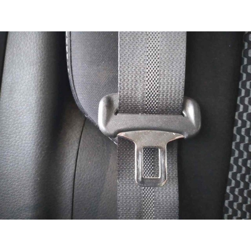 Recambio de cinturon seguridad trasero derecho para nissan pulsar (c13) visia referencia OEM IAM 627818200C  