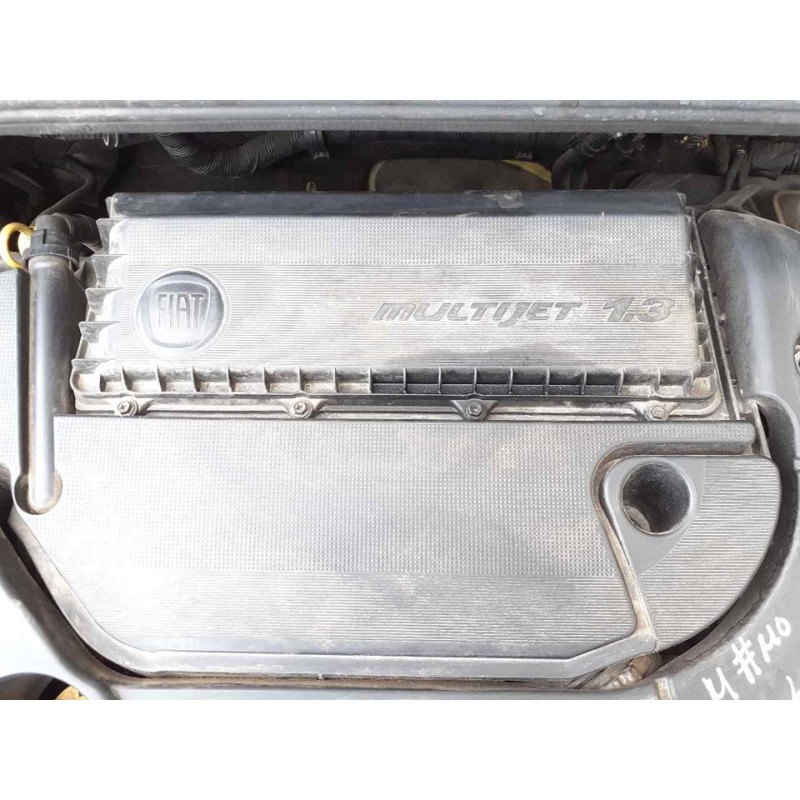 Recambio de filtro aire para fiat 500 l (330) trekking referencia OEM IAM   