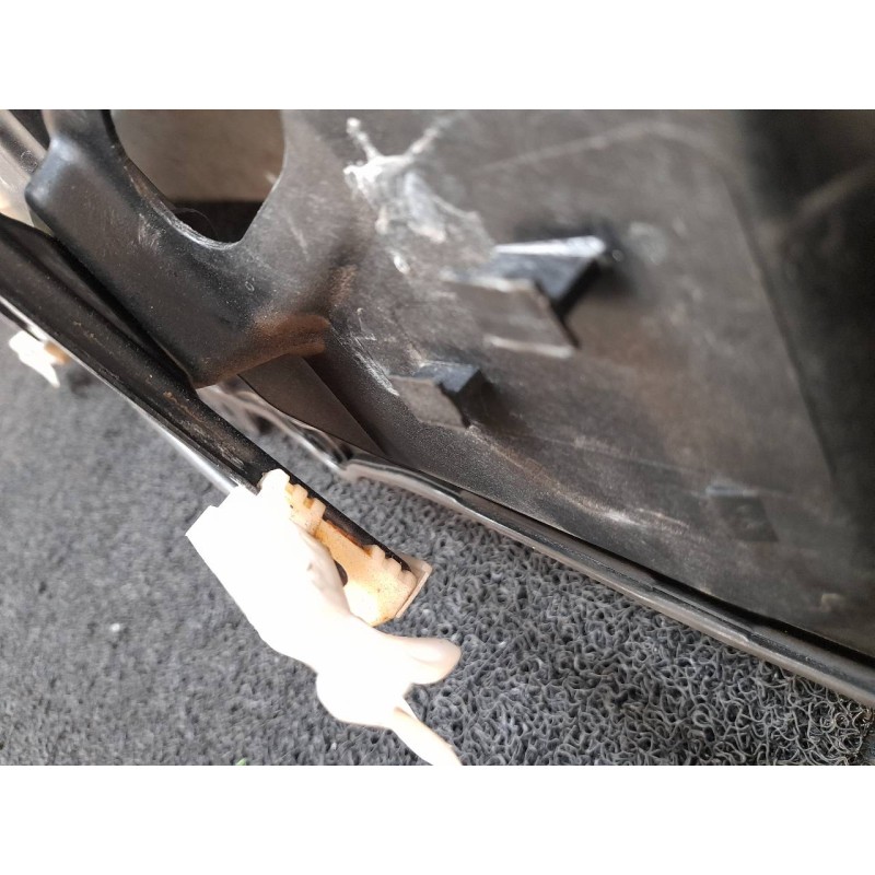Recambio de elevalunas delantero derecho para ford fiesta (cbk) trend referencia OEM IAM - Negro 2
