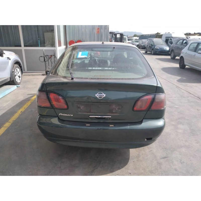 nissan primera berlina (p11) del año 2000