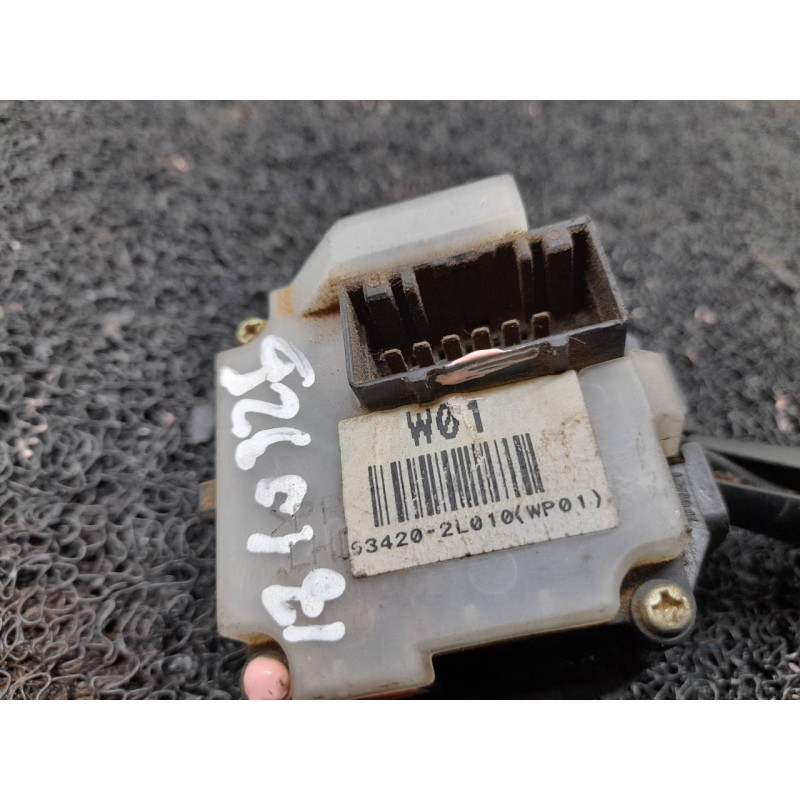 Recambio de mando limpia para hyundai i30 classic referencia OEM IAM 934202L010 2