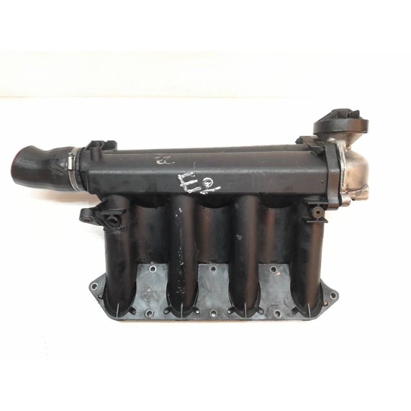 Recambio de colector admision para mercedes-benz vito (w638) caja cerrada 108 cdi  (638.094) referencia OEM IAM A6110903237  