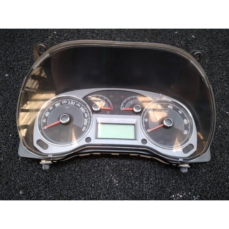 Recambio de cuadro instrumentos para fiat linea (110) emotion referencia OEM IAM 51836977 EX3001653300 