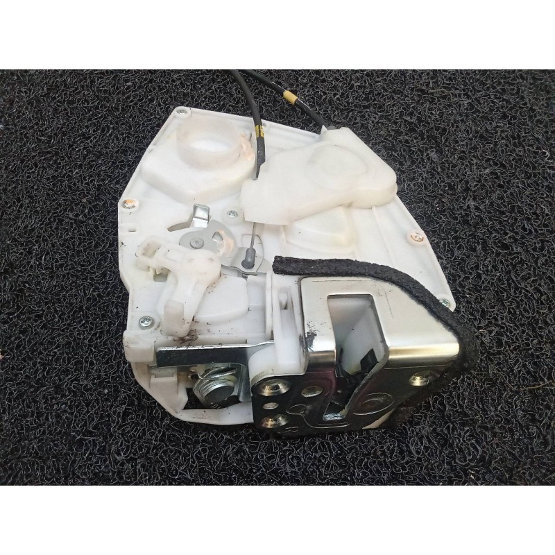 Recambio de cerradura puerta trasera derecha para suzuki swift berlina (mz) gl (5-ptas.) referencia OEM IAM 2