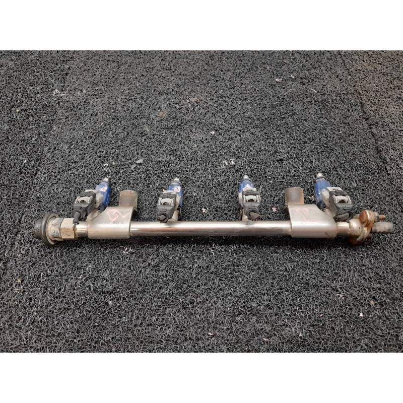 Recambio de rampa inyectora para hyundai i30 classic referencia OEM IAM 7J060642 3530123700 