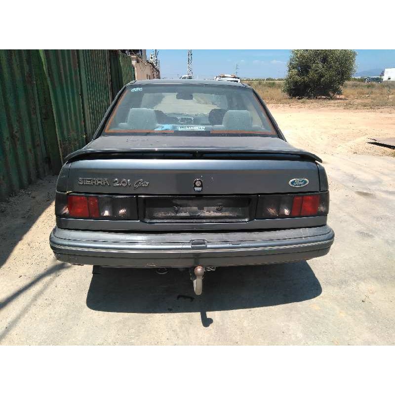 ford sierra berlina del año 1993