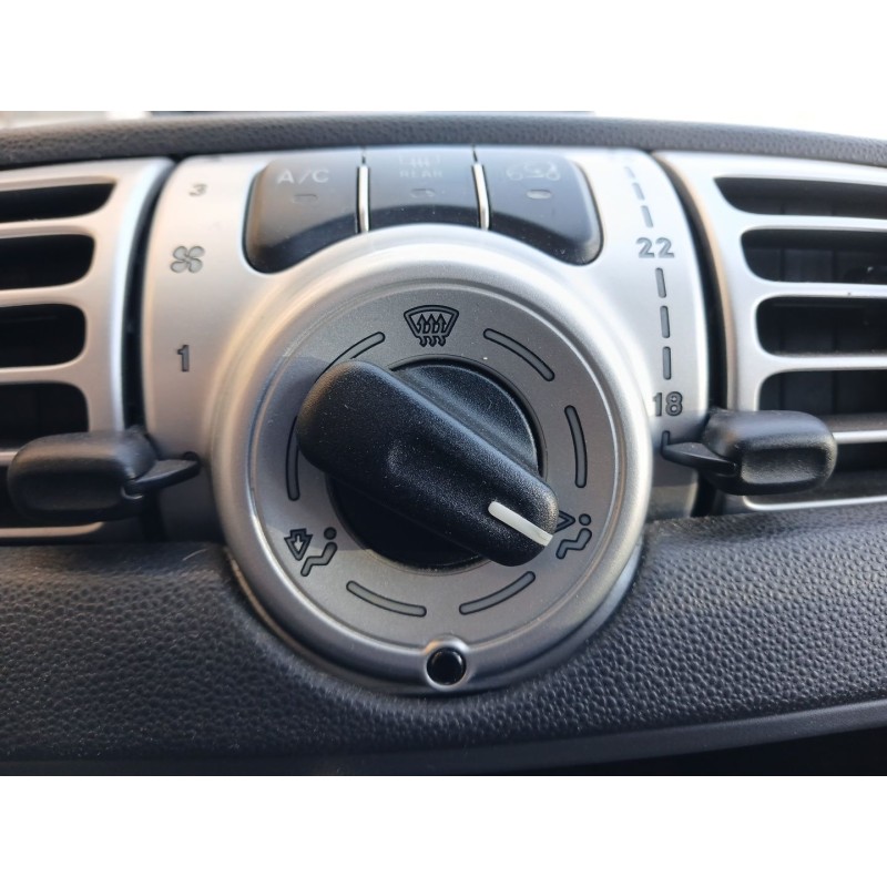 Recambio de mando climatizador para smart fortwo coupé (451) 1.0 (451.331, 451.380) referencia OEM IAM - Negro 2
