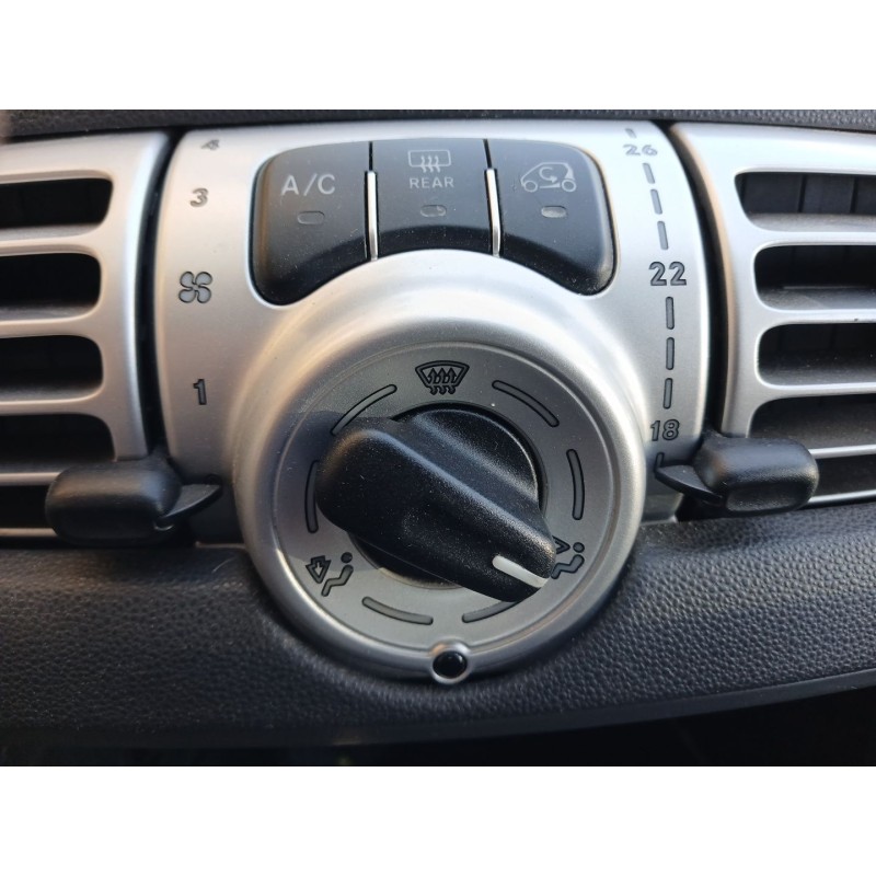 Recambio de mando climatizador para smart fortwo coupé (451) 1.0 (451.331, 451.380) referencia OEM IAM - Negro 3