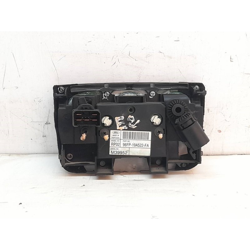 Recambio de mando calefaccion / aire acondicionado para ford fiesta berlina studio referencia OEM IAM 96FP19A522FA - Rojo 2