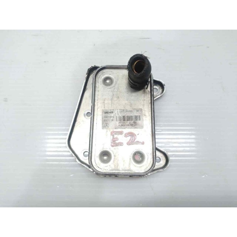 Recambio de enfriador aceite motor para mercedes-benz vito (w639) basic, combi 111 cdi compacto (639.601) referencia OEM IAM A64