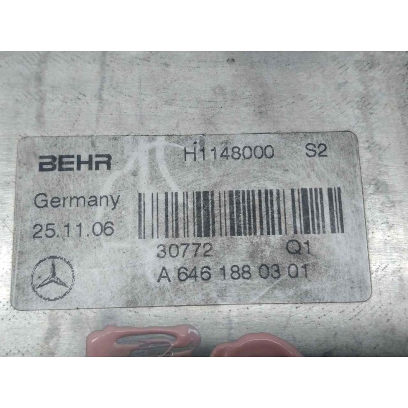 Recambio de enfriador aceite motor para mercedes-benz vito (w639) basic, combi 111 cdi compacto (639.601) referencia OEM IAM A64 3