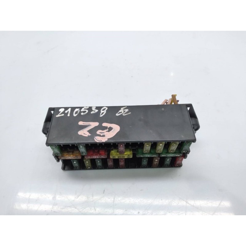 Recambio de caja reles / fusibles para land rover range rover (lp) dt (100kw) referencia OEM IAM 344600 - Blanco 3