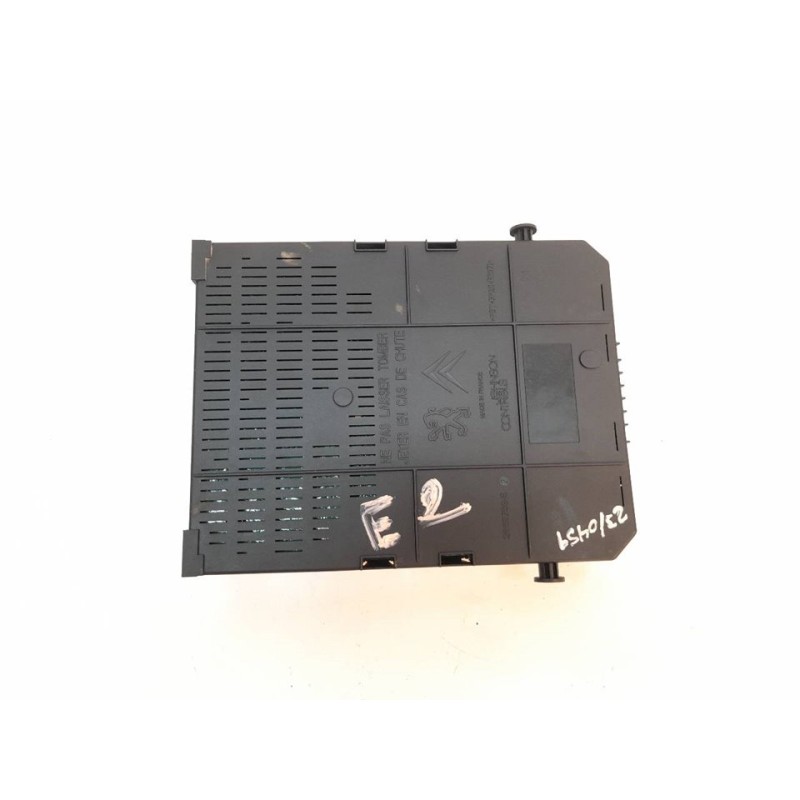 Recambio de caja reles / fusibles para peugeot partner kasten confort pack l1 referencia OEM IAM 281197595 - Blanco 3