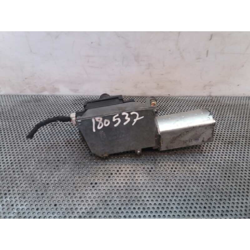 Recambio de motor limpia trasero para fiat bravo (182) jtd 105 / 100 suite referencia OEM IAM - Amarillo 3