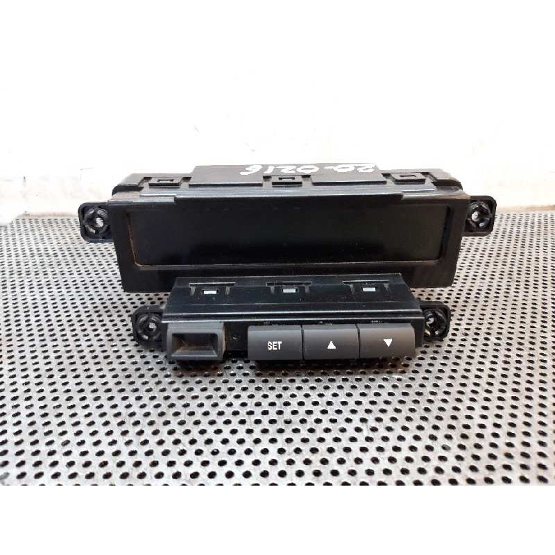 Recambio de pantalla multifuncion para kia cee´d drive referencia OEM IAM 957101H700  