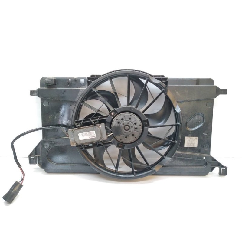 Recambio de electroventilador para volvo v50 familiar 2.0 d kinetic referencia OEM IAM 1137328148  BOSCH - Gris 2