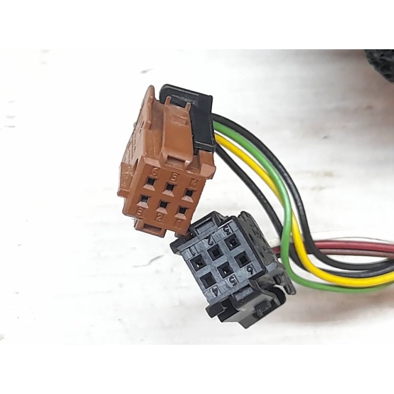 Recambio de retrovisor izquierdo para citroën c3 1.4 16v stop&start referencia OEM IAM 3