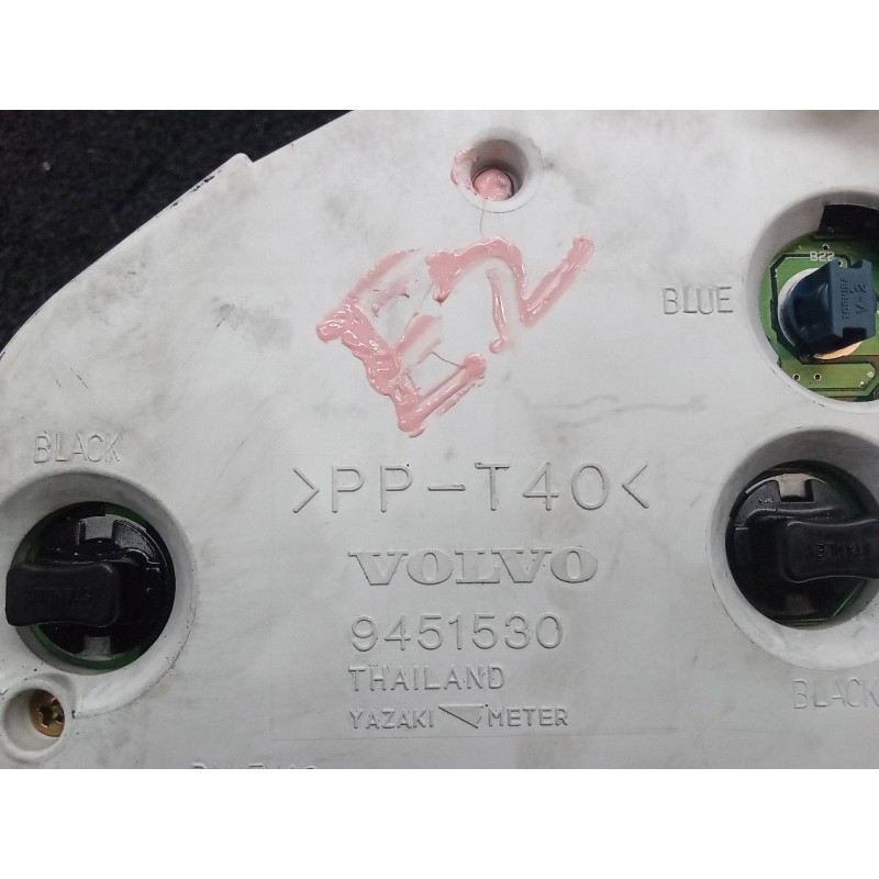 Recambio de cuadro instrumentos para volvo v70 familiar black edition referencia OEM IAM 9472523 69294240T 9451530 5