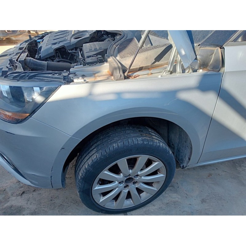 Recambio de aleta delantera izquierda para audi a1 sportback (8xa) ambition referencia OEM IAM   