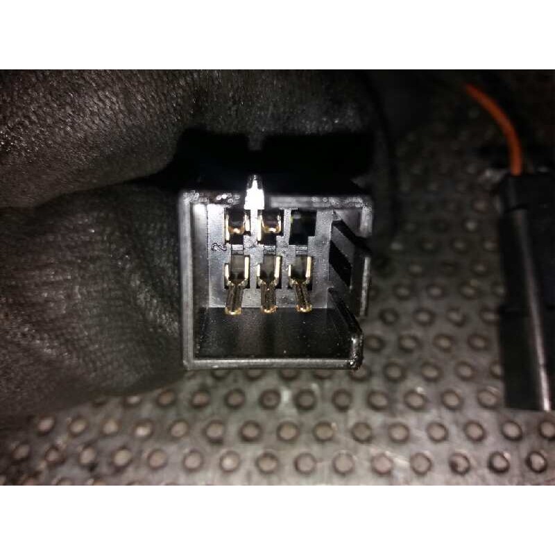 Recambio de mando elevalunas delantero derecho para opel omega b básico berlina referencia OEM IAM 5