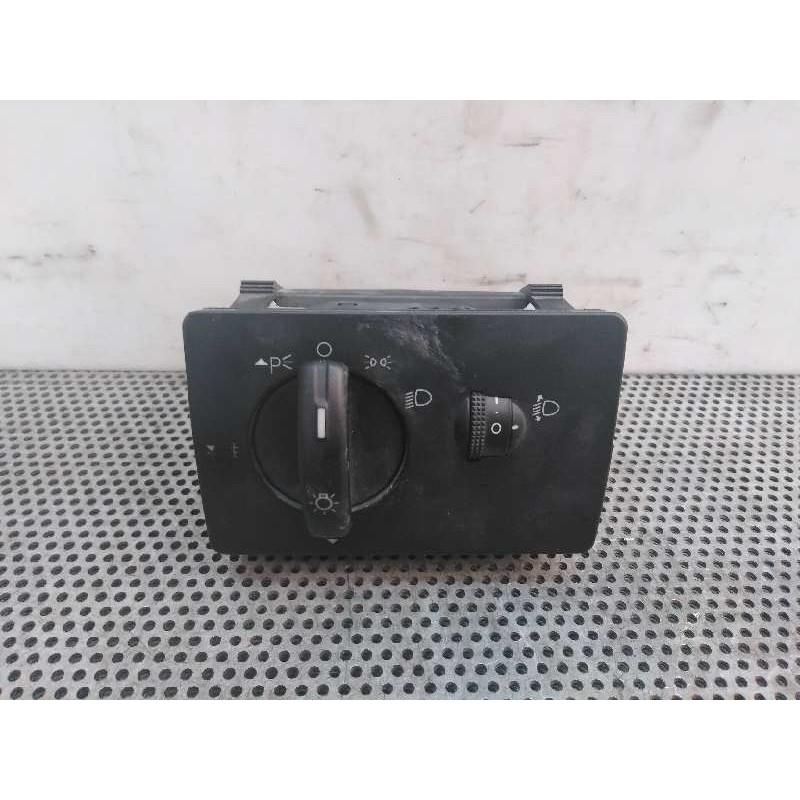 Recambio de mando luces para ford focus berlina (cap) 1.6 tdci cat referencia OEM IAM 4M5T13A024LA 140065 