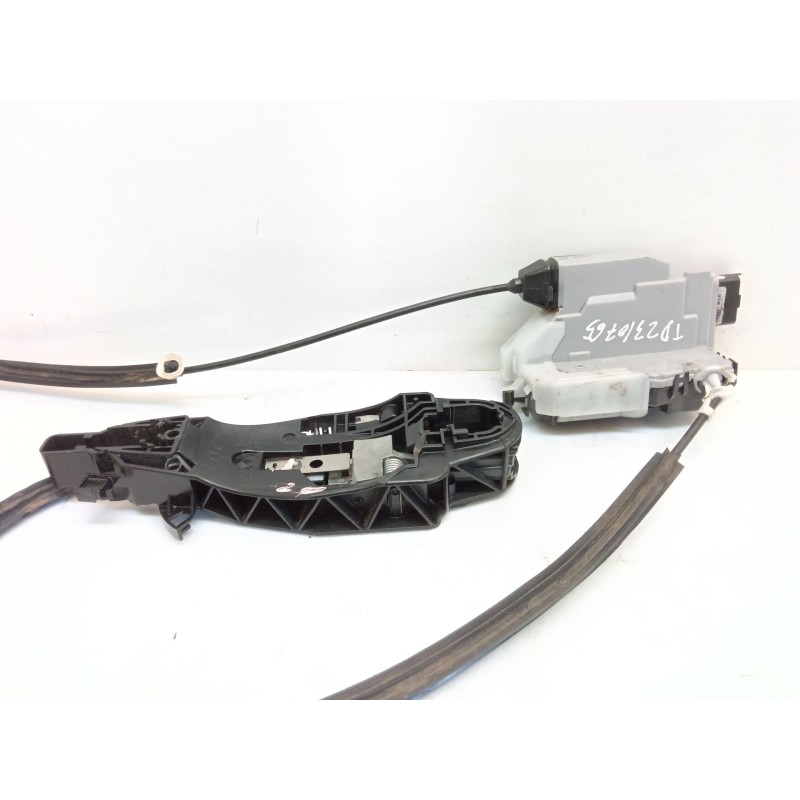 Recambio de cerradura puerta lateral derecha para opel combo life expression referencia OEM IAM 243584 7268W1779I6 