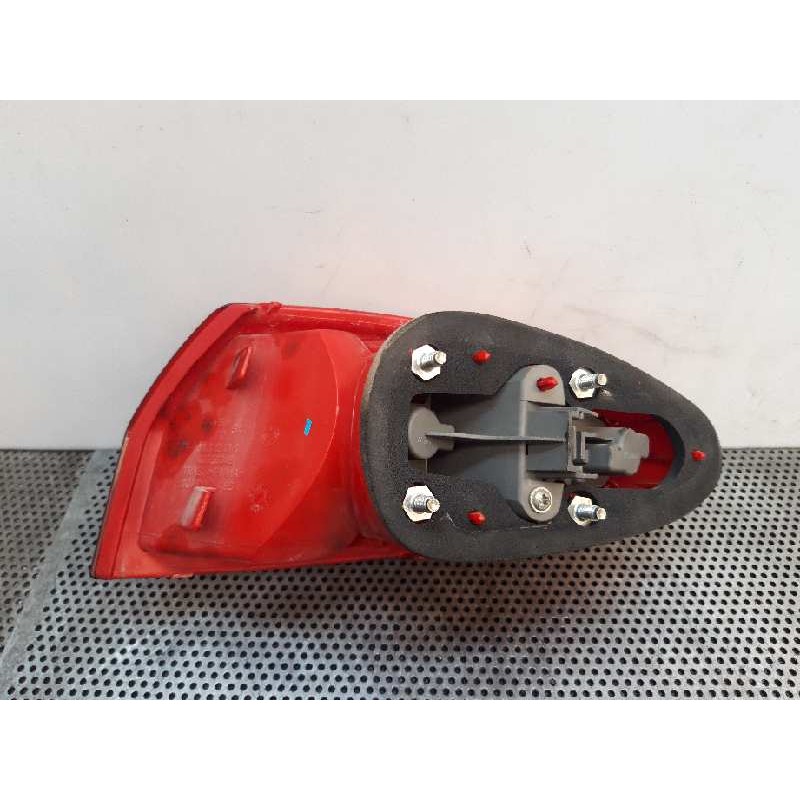 Recambio de piloto trasero izquierdo para alfa romeo 147 (190) 1.6 ts 105 distinctive referencia OEM IAM - Rojo 2
