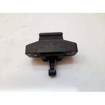 CERRADURA MALETERO / PORTON 