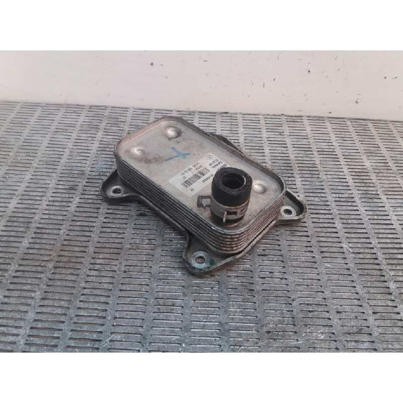Recambio de enfriador aceite motor para mercedes-benz sprinter 02.00  caja cerrada 2.7 cdi cat referencia OEM IAM A6461880301 - Blanco