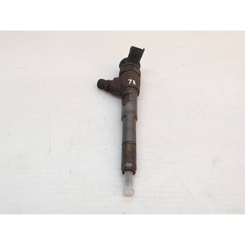 Recambio de inyector para dacia sandero stepway referencia OEM IAM 0445110652 H8201453073 BOSCH