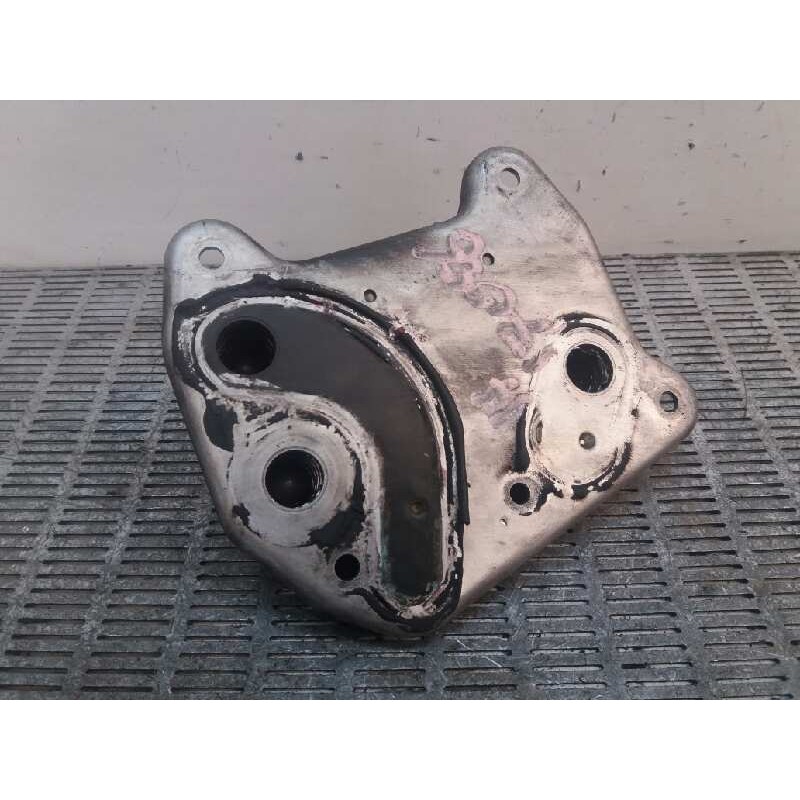 Recambio de enfriador aceite motor para mercedes-benz sprinter 02.00  caja cerrada 2.7 cdi cat referencia OEM IAM A6461880301 - Blanco 3