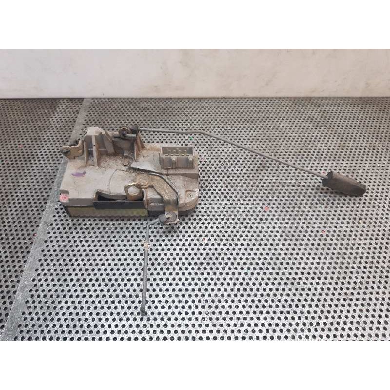 Recambio de cerradura puerta delantera izquierda para peugeot 206 berlina referencia OEM IAM  140094 