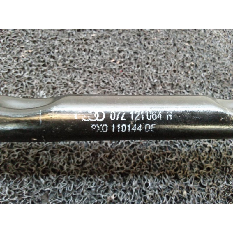 Recambio de tubo para volkswagen touareg (7la) tdi v10 referencia OEM IAM 072121064H - Gris 2