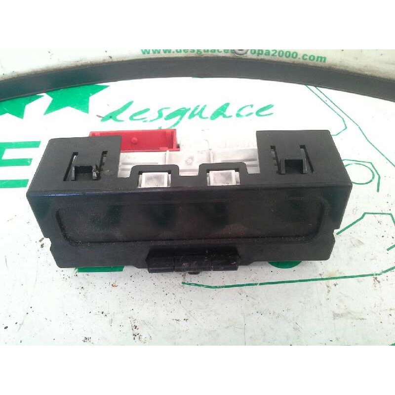 Recambio de pantalla multifuncion para renault megane ii berlina 5p 1.5 dci diesel referencia OEM IAM 8200107839  