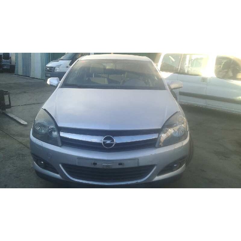 opel astra gtc del año 2007