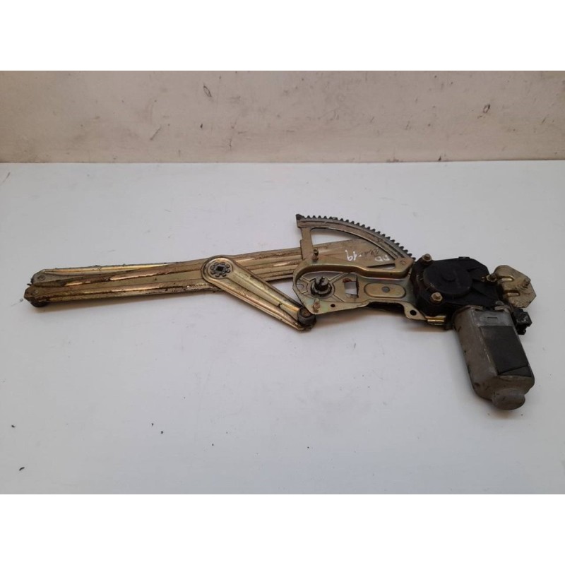 Recambio de elevalunas delantero derecho para peugeot 309 srdt referencia OEM IAM - Blanco 2