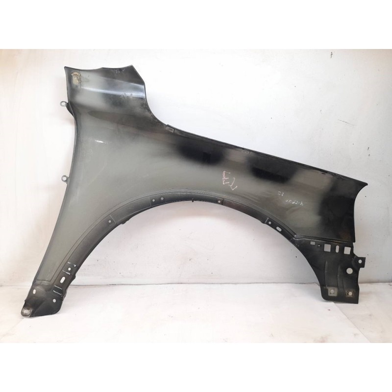 Recambio de aleta delantera izquierda para volvo xc90 d5 executive (7 asientos) (136kw) referencia OEM IAM - Negro 2