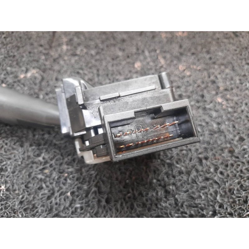 Recambio de mando luces para hyundai santa fe (sm) 2.0 crdi vgt comfort referencia OEM IAM 3
