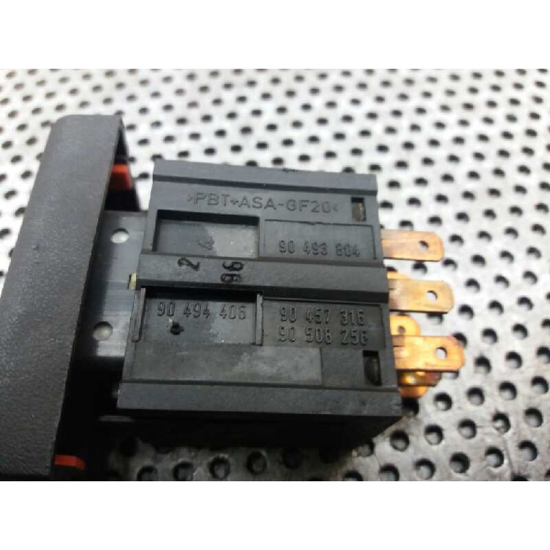 Recambio de warning para opel omega b básico berlina referencia OEM IAM 90494406 90493804 90457316 6