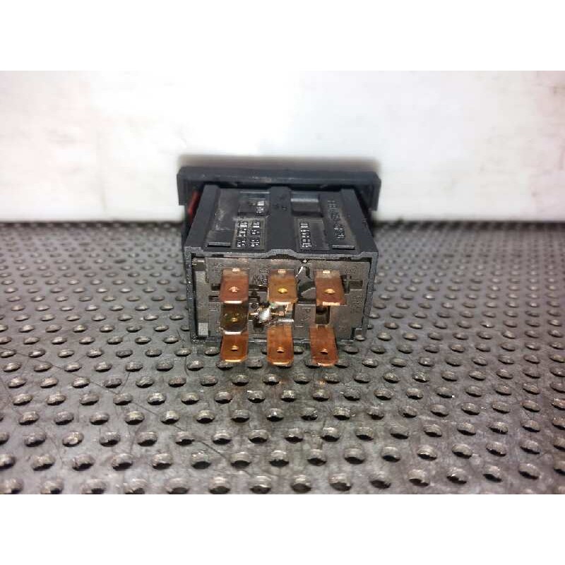 Recambio de warning para opel omega b básico berlina referencia OEM IAM 90494406 90493804 90457316 7