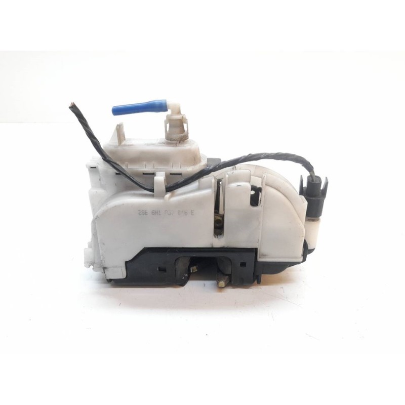 Recambio de cerradura puerta delantera derecha para volkswagen polo berlina (6n2) trendline referencia OEM IAM   