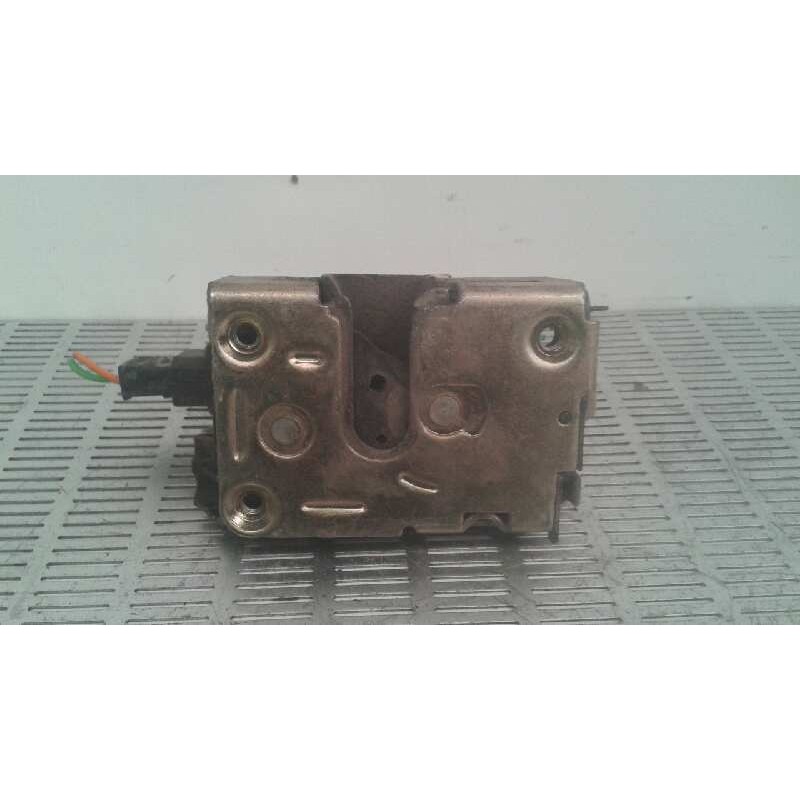 Recambio de cerradura puerta delantera derecha para renault 19 (b/c/l53) 1.7 (cv.73) referencia OEM IAM   