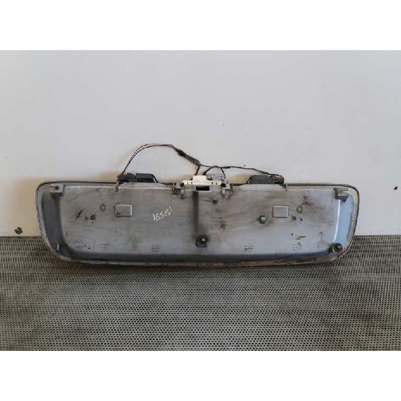 Recambio de molduras traseras para nissan primera berlina (p12) acenta referencia OEM IAM - Gris 3