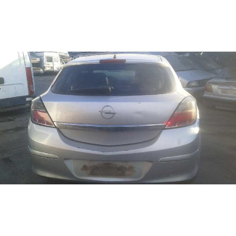 opel astra gtc del año 2007