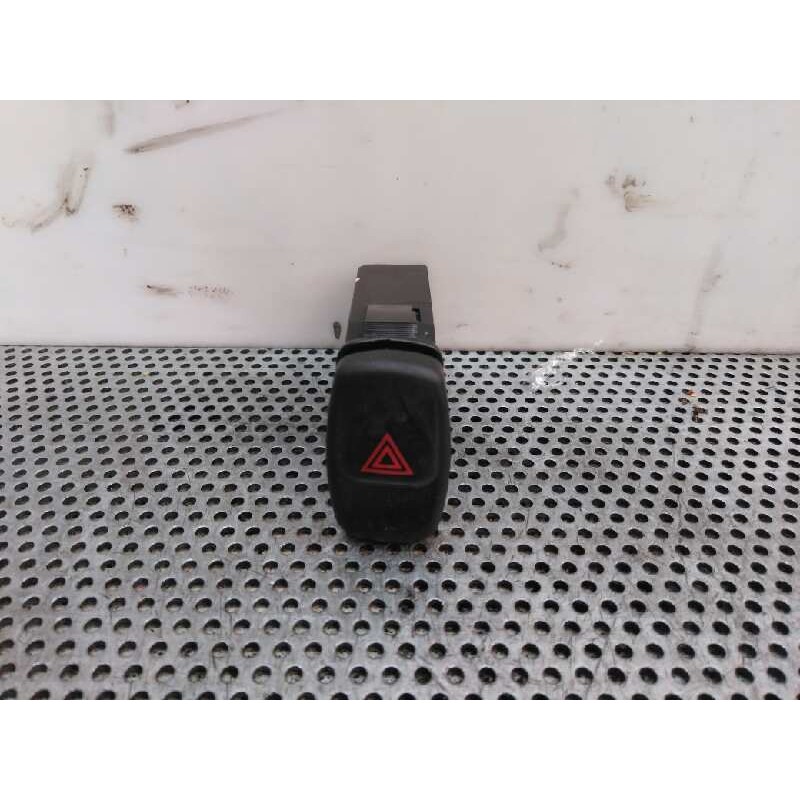 Recambio de warning para kia shuma 1.5 ls berlina portón referencia OEM IAM   