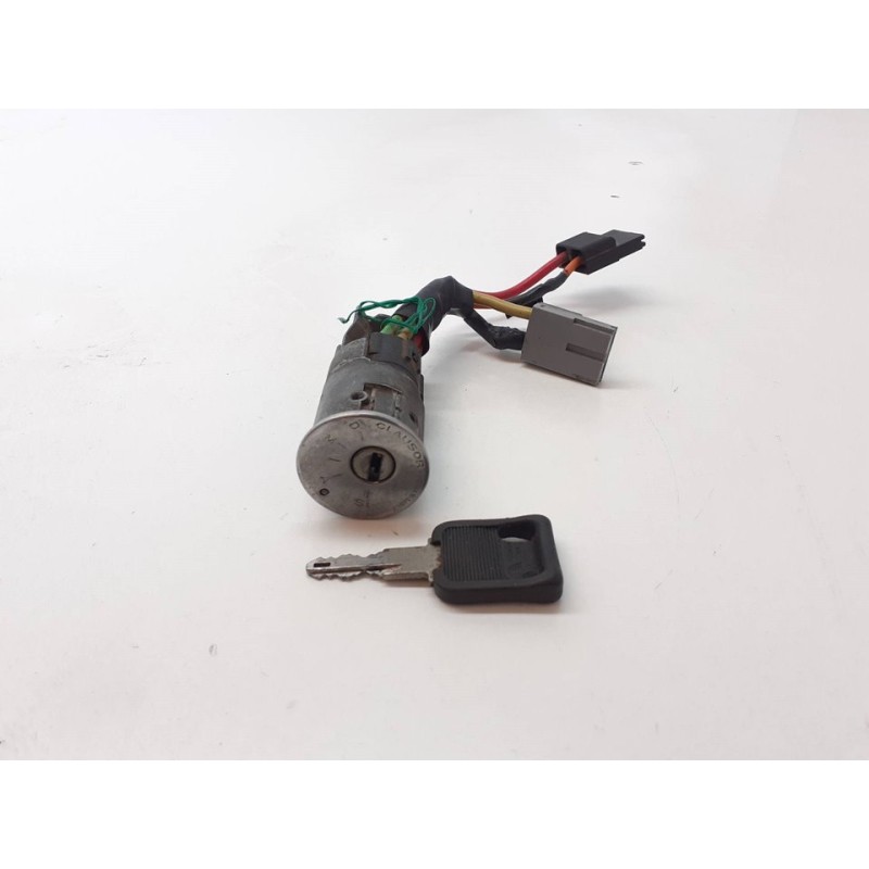 Recambio de antirrobo / llave contacto para renault 19 (b/c/l53) 1.7 (cv.73) referencia OEM IAM - Blanco 3
